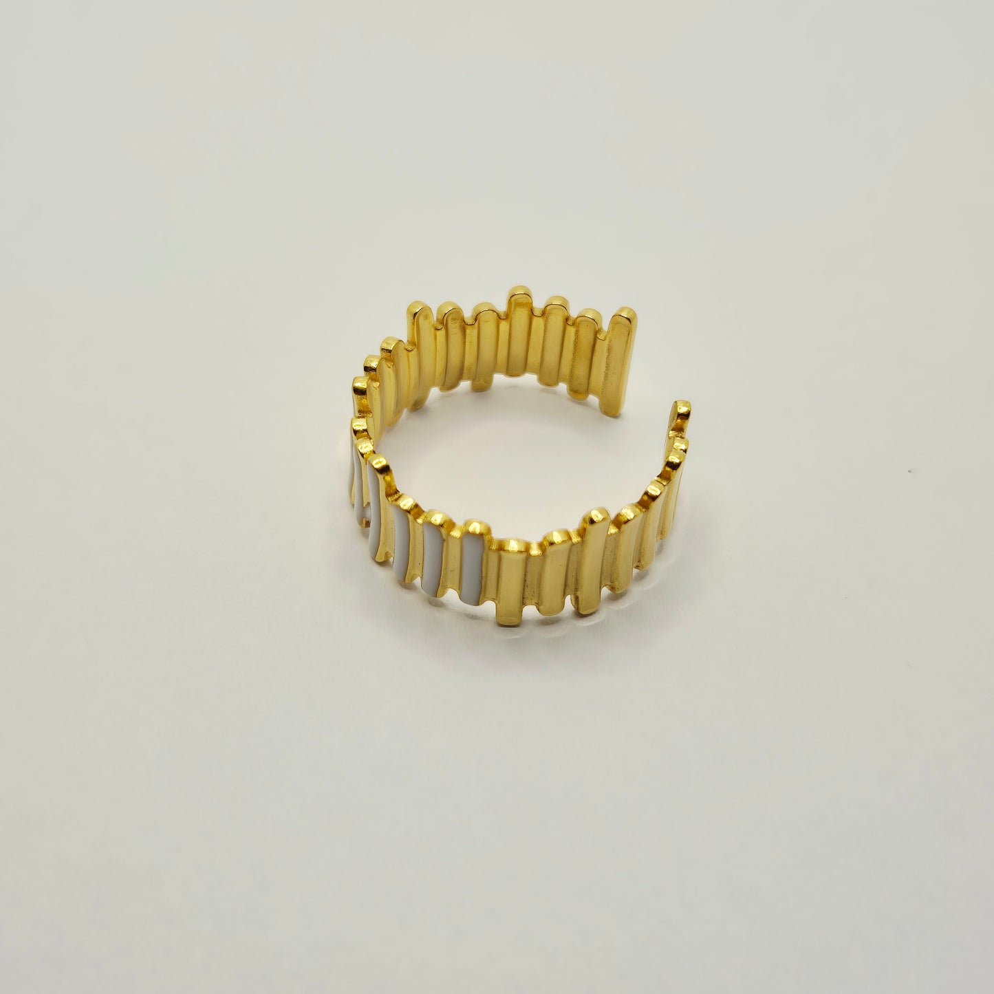 Gold White Waves Ring